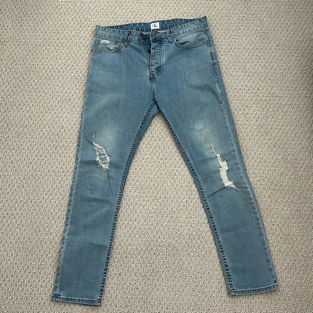 Men’s Calvin Klein Jeans- size 30 Slim Fit Distressed